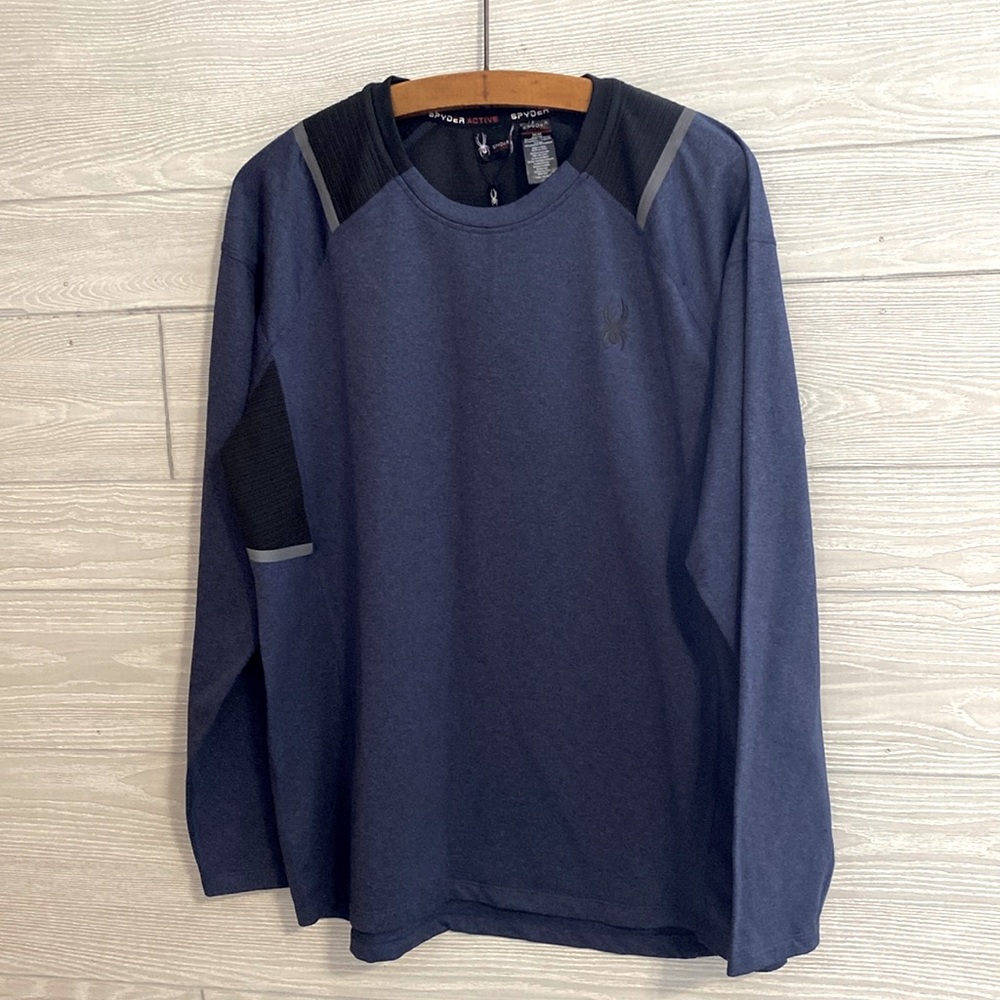 Spyder moisture wicking reflective activewear shirt. Size M